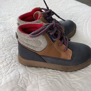 Osh Kosh Boy Shoe.